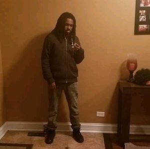 Meet your Posher, Deshaun